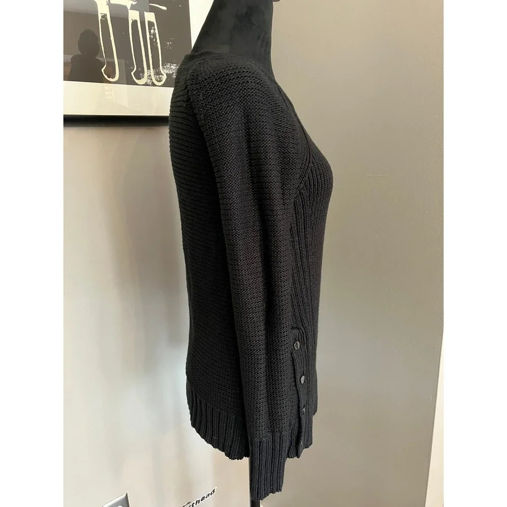 Calvin Klein Pullover long sleeve Sweater with button detail womens black medium